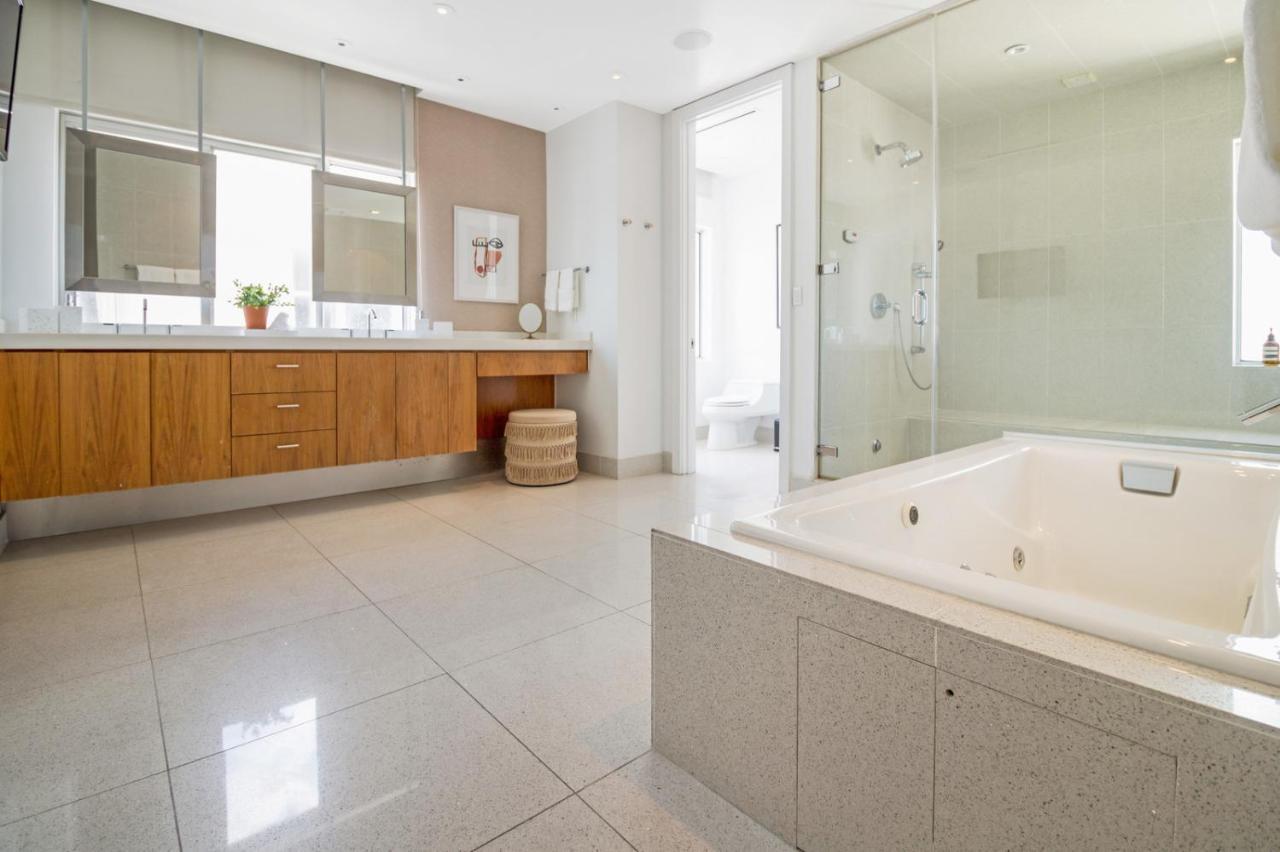Roami At Collins Ave Ph Villa ไมอามีบีช ภายนอก รูปภาพ